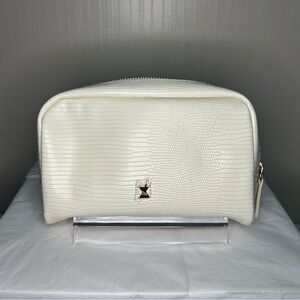 Elegant Cream Textured Women's Cosmetic Bag with Lux mini samples